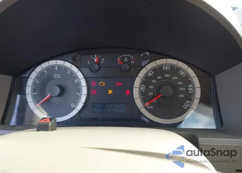 2009 Ford Escape Xlt z USA, uszkodzony, nr VIN 1FMCU03769KA86731